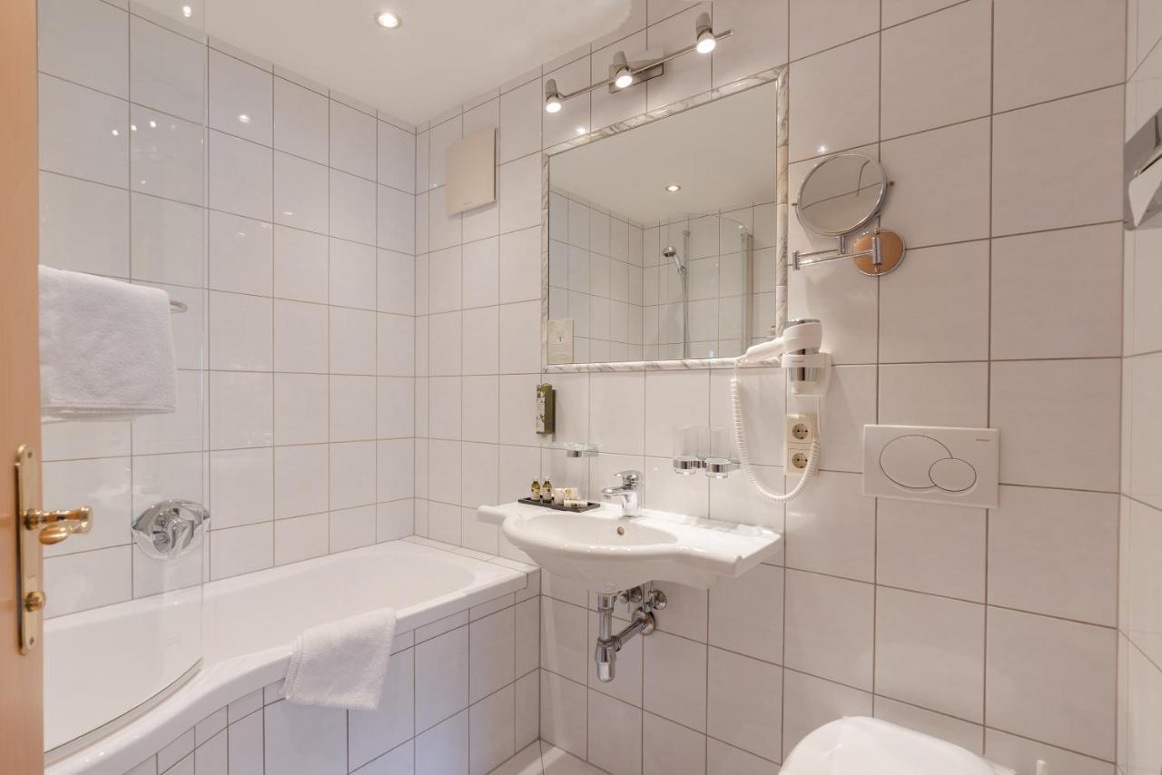 Hotel Central Seefeld w Tirolu Zewnętrze zdjęcie