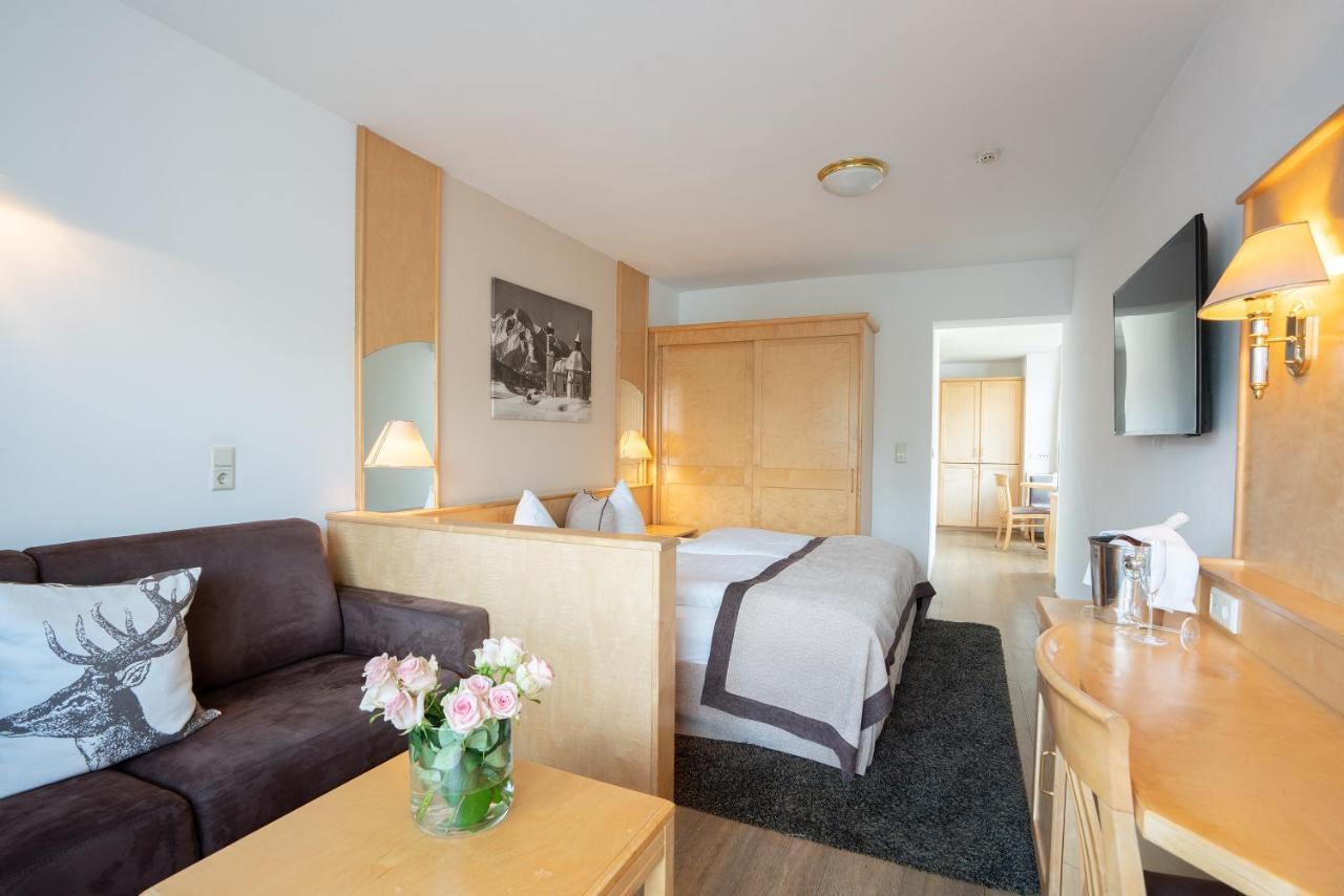 Hotel Central Seefeld w Tirolu Zewnętrze zdjęcie