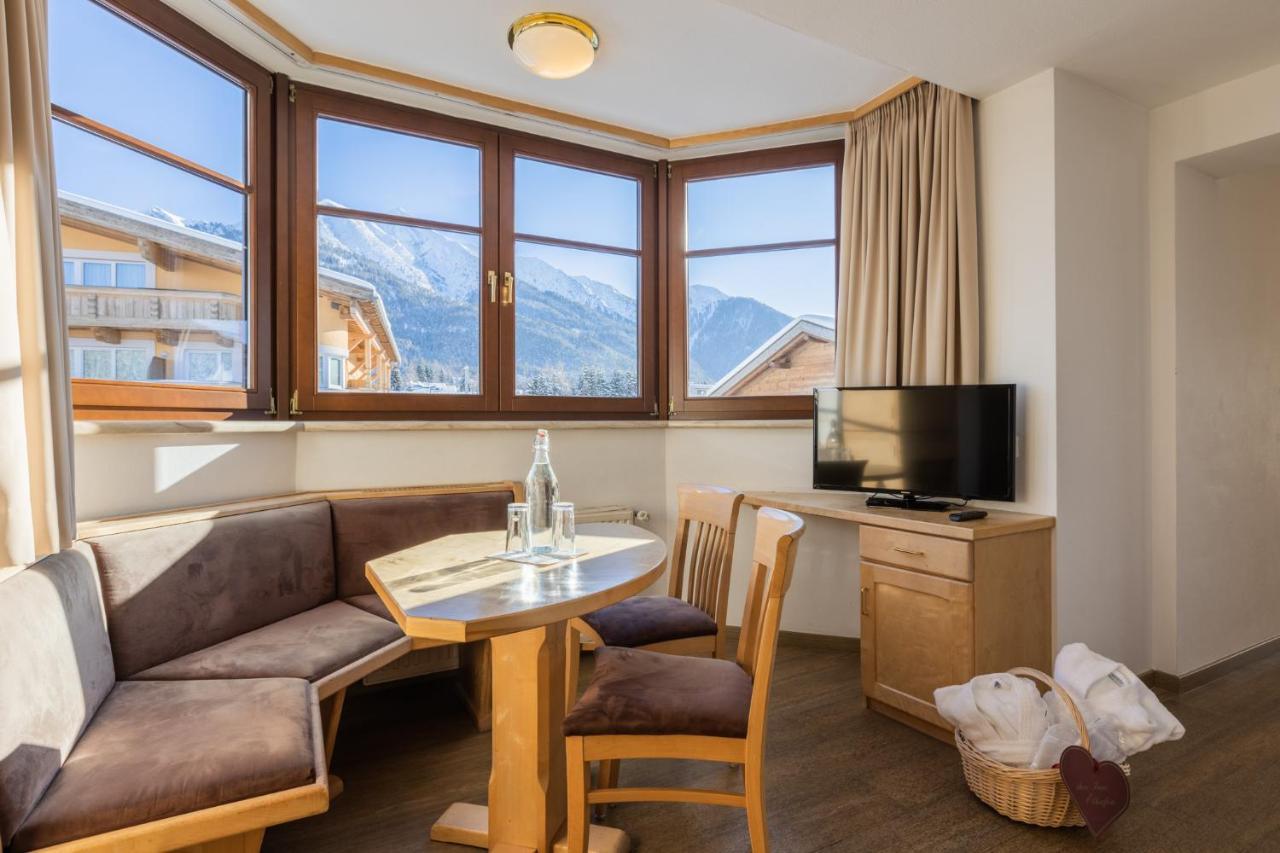 Hotel Central Seefeld w Tirolu Zewnętrze zdjęcie