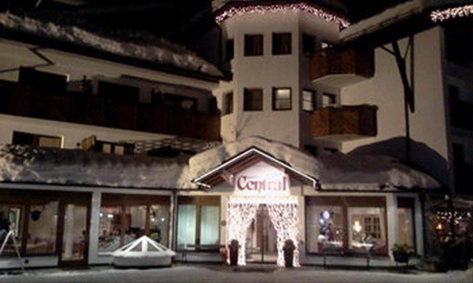 Hotel Central Seefeld w Tirolu Zewnętrze zdjęcie