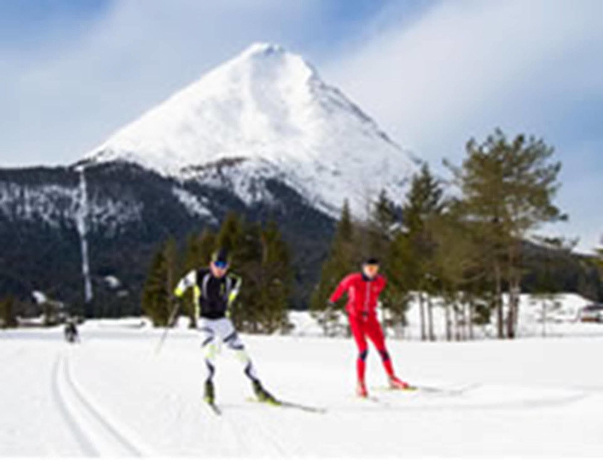 Hotel Central Seefeld w Tirolu Zewnętrze zdjęcie