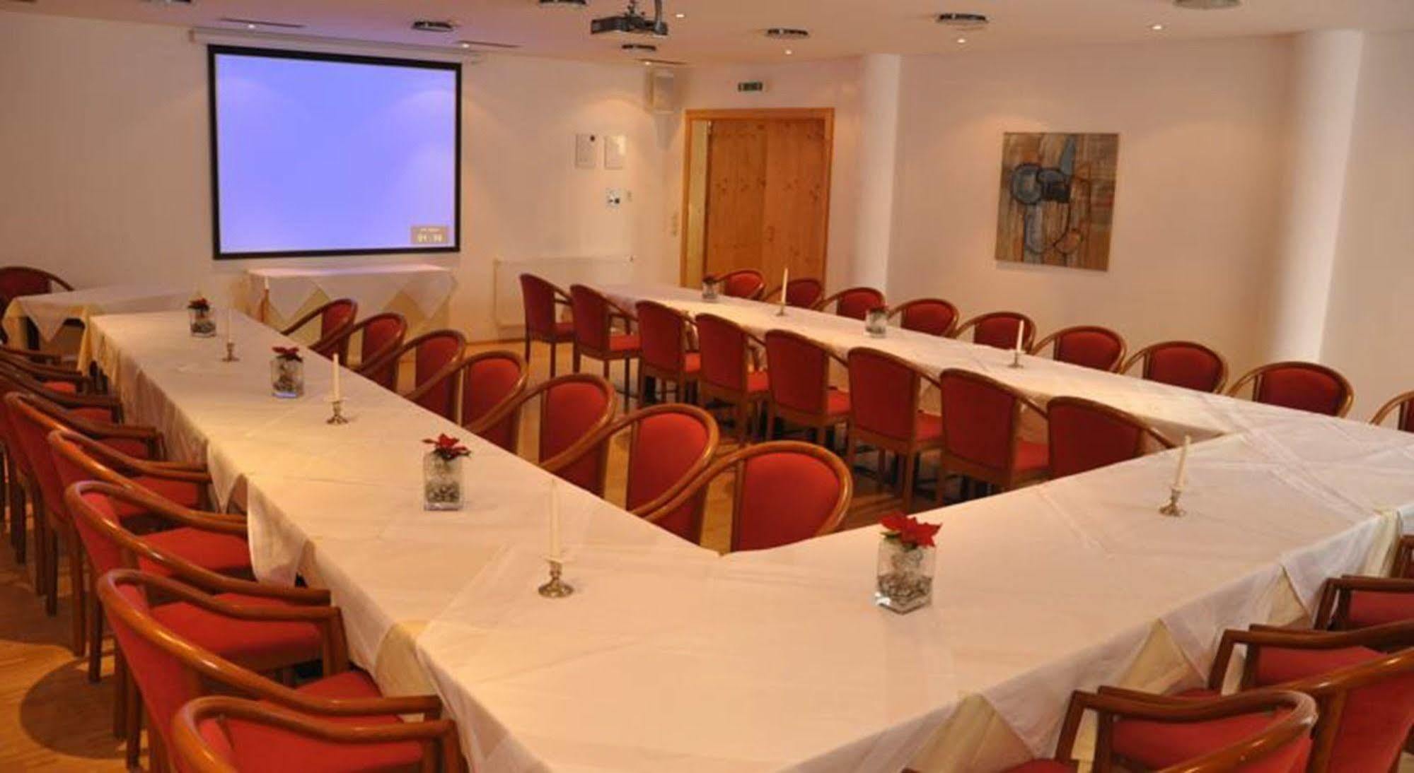 Hotel Central Seefeld w Tirolu Zewnętrze zdjęcie